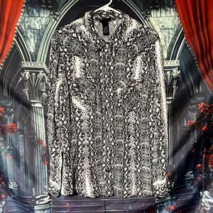 Wrangler Button-Up Shirt Women's XL Gray Snakeskin Print Outdoor Retro Grunge